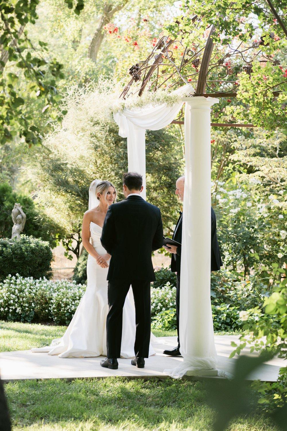 carousel-hero-element image-1